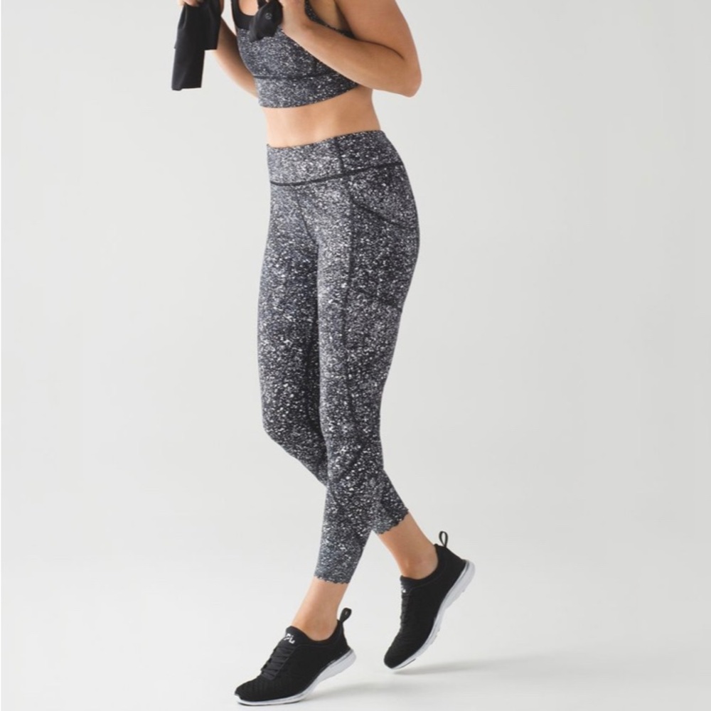 RARE EUC 🖤 Lululemon Tight Stuff Tight II Splatter White Black / Black